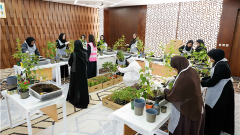 35 فعالية خلال 6 أشهر  لإسعاد موظفي وزارة الموارد البشرية والتوطين وتعزيز بيئة العمل الإيجابية ورفع نسبة الرضا الوظيفي